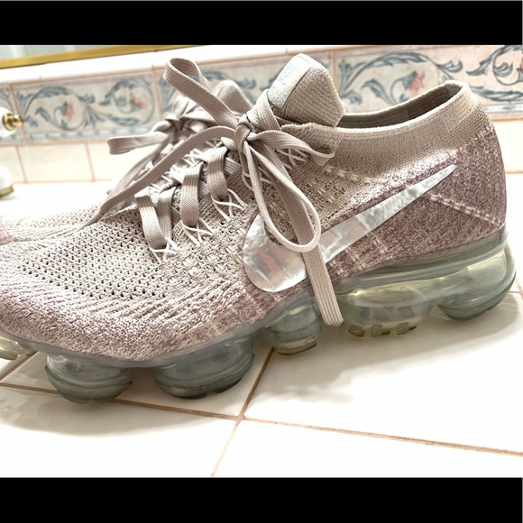 Nike Shoes - Women’s Nike Air VaporMax Shoes